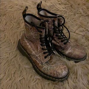 Doc Martins Brown Boots Size Women’s 6